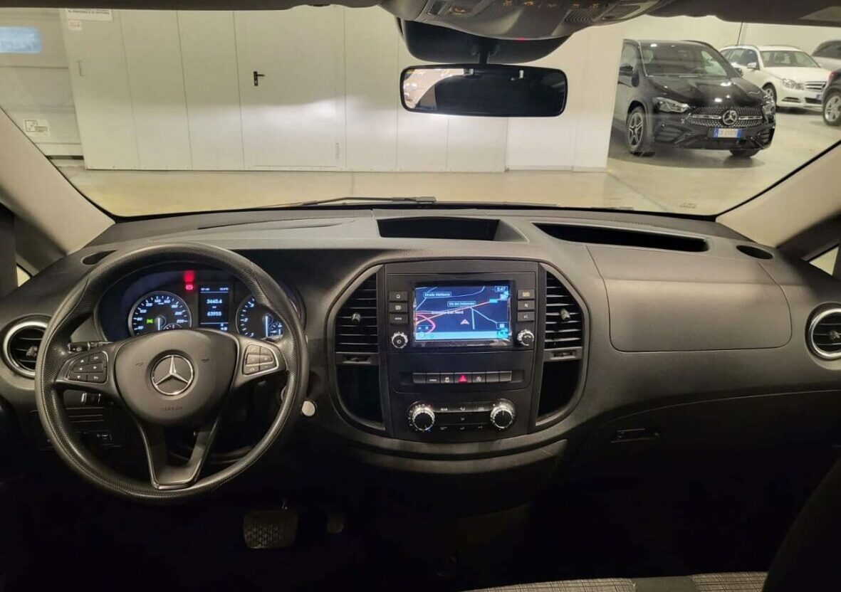 MINIVAN 8 POSTI